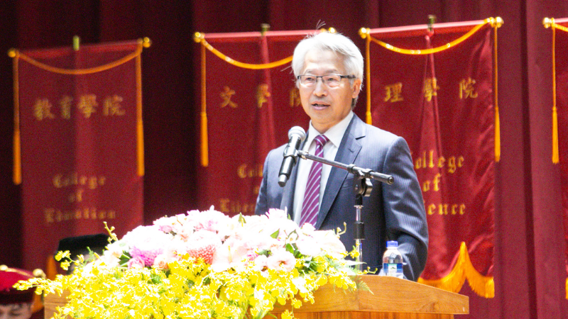 廖俊智提醒：在 AI 的時代，我們要保持人類最珍貴的特質，能夠在逆境中勇往直前。台師大提供