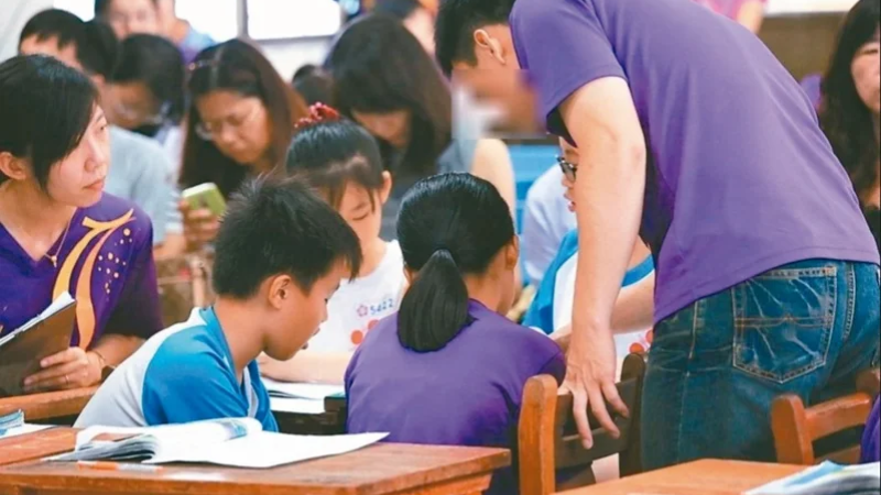 北市代理教師兼任行政職務比率破1成，其中國小兼任導師比率更逼近5成，審計報告認為不利校務發展及班級經營，要求教育局改善。聯合報資料照片