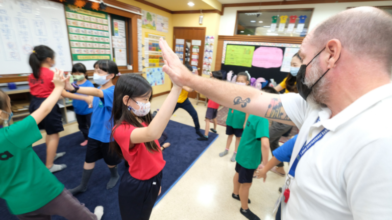 私中小百花齊放，面對眾多選擇，家長怎麼找到最適合孩子的學校？示意圖。楊煥世攝影