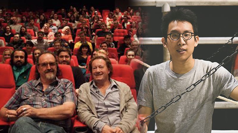 葉宗軒（圖右）在英國國家電影學院的第一堂課，就是突然上陣代班導演，左為第一天上課的大師講座（Simon Beaufoy）。葉宗軒提供