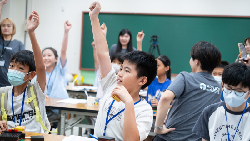 在意成績是希望孩子未來活得更好——那你更應該重視「科學素養」。圖片來源：LIS