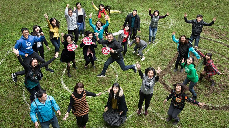 台北市芳和國中是第一所台北市公辦公營實驗國中。台北市教育局鼓勵更多國中可以提出轉型計畫，教師組成專業成長社群。曾千倚攝