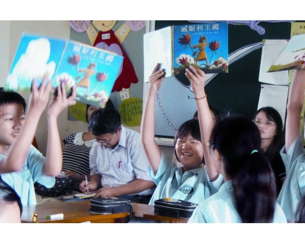 鼓勵分享,教師互相示範真功夫