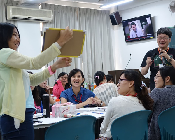 我是孩子唯一的老師,我不能教不好！