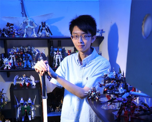家有小創客：金克杰　陪孩子沉迷 ，養出機器人高手