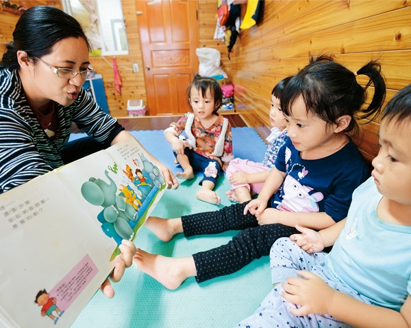 至善社會福利基金會：媽媽當老師 幼兒園就像家