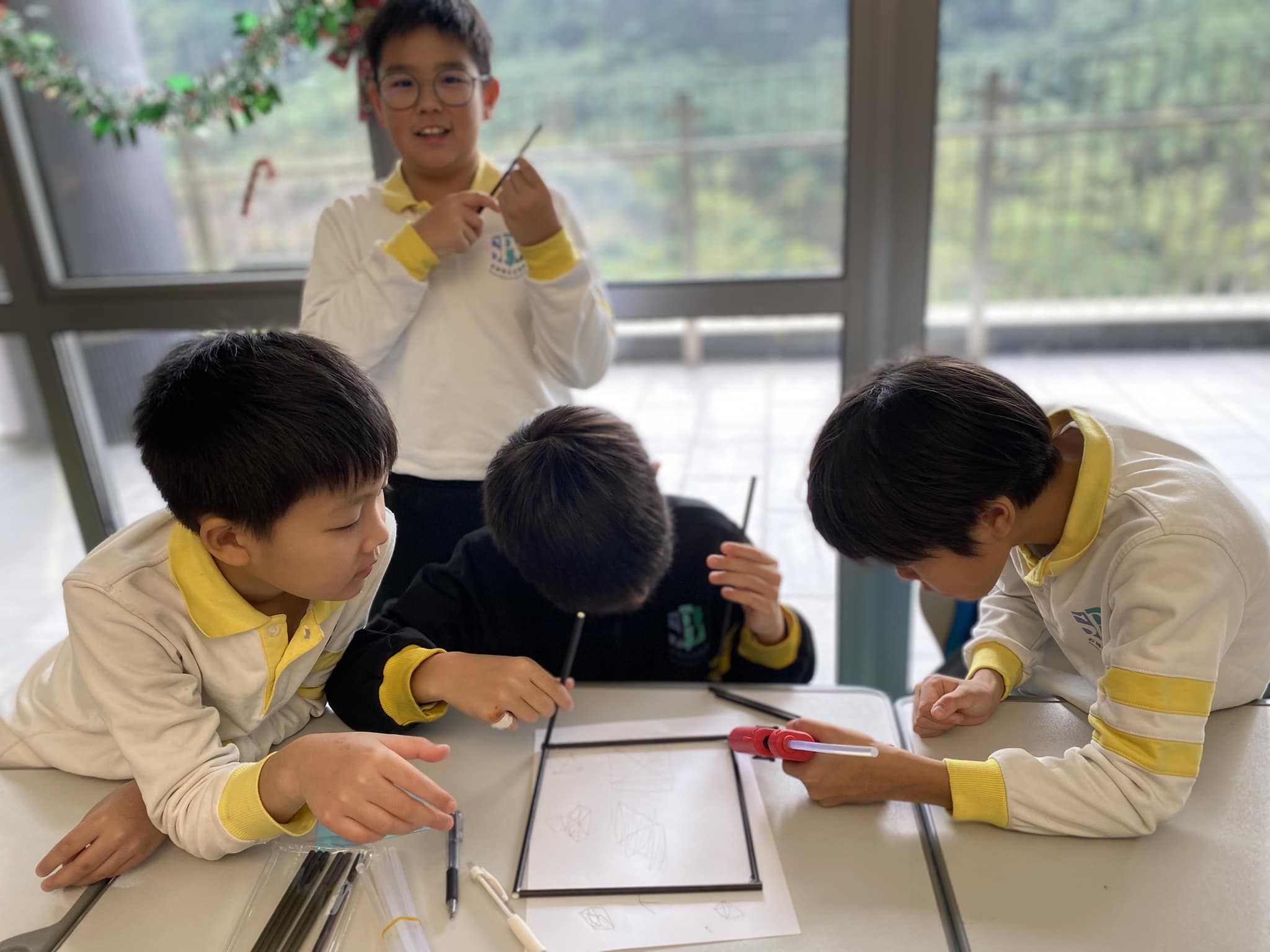 探究穩定結構的因素和方法