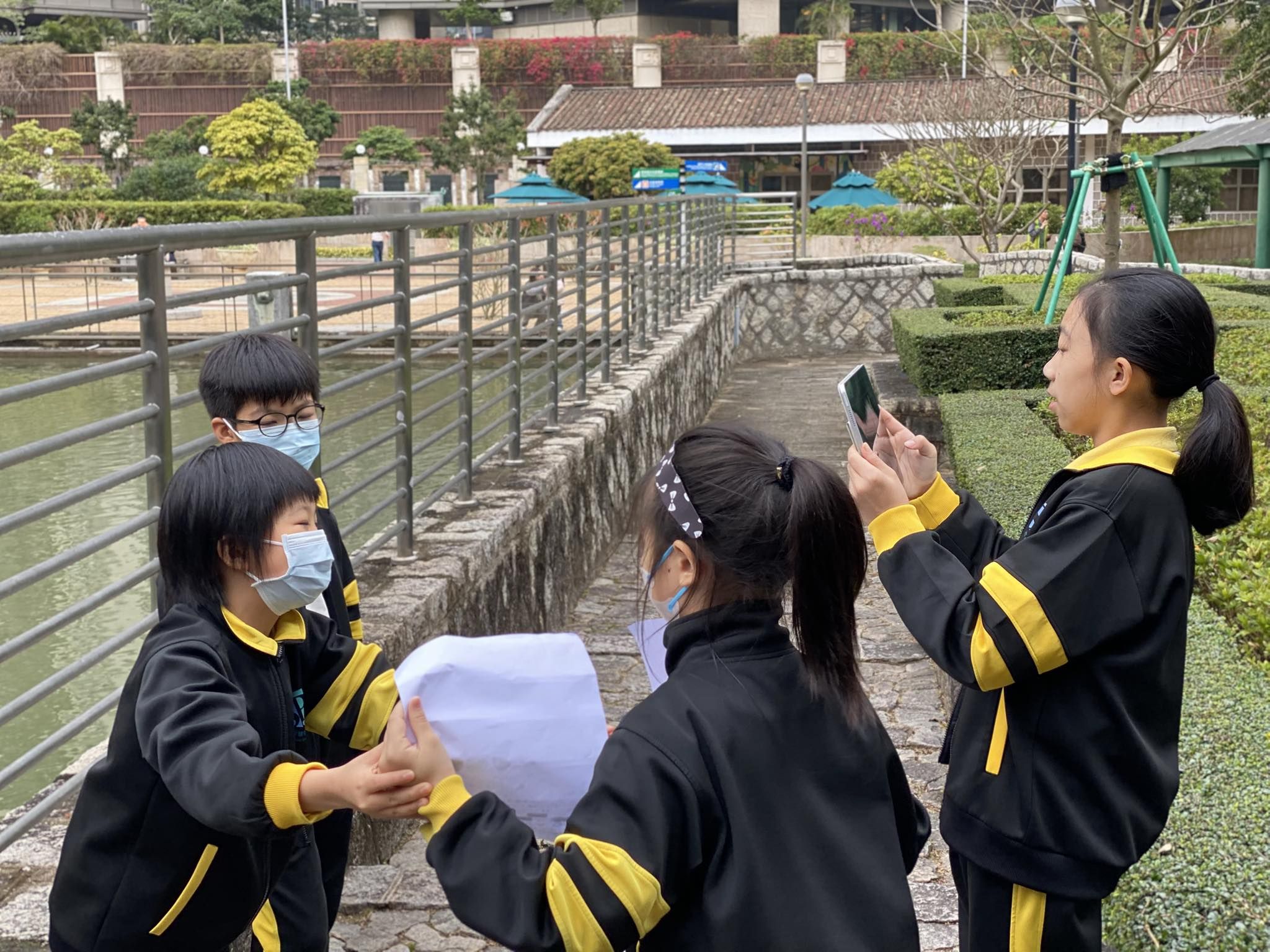 把課堂最大限度的還給學生