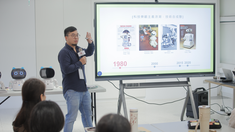 NUWA團隊帶來機器人跟AI演進的觀念與未來趨勢。